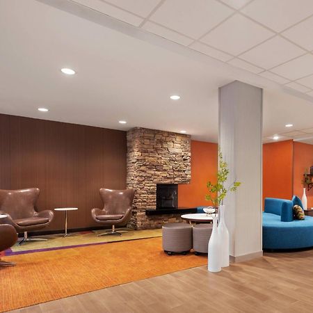 Fairfield Inn & Suites By Marriott Charlottesville Downtown/University Area Extérieur photo