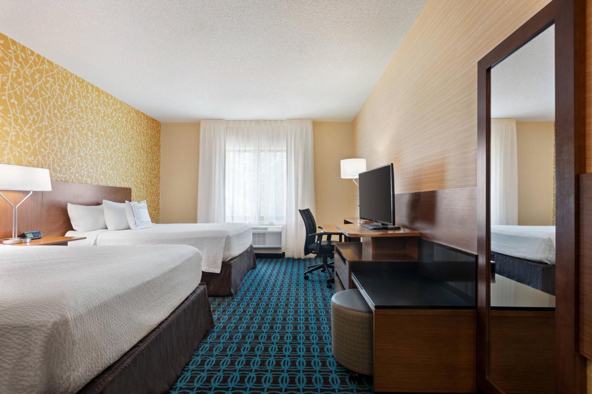 Fairfield Inn & Suites By Marriott Charlottesville Downtown/University Area Extérieur photo
